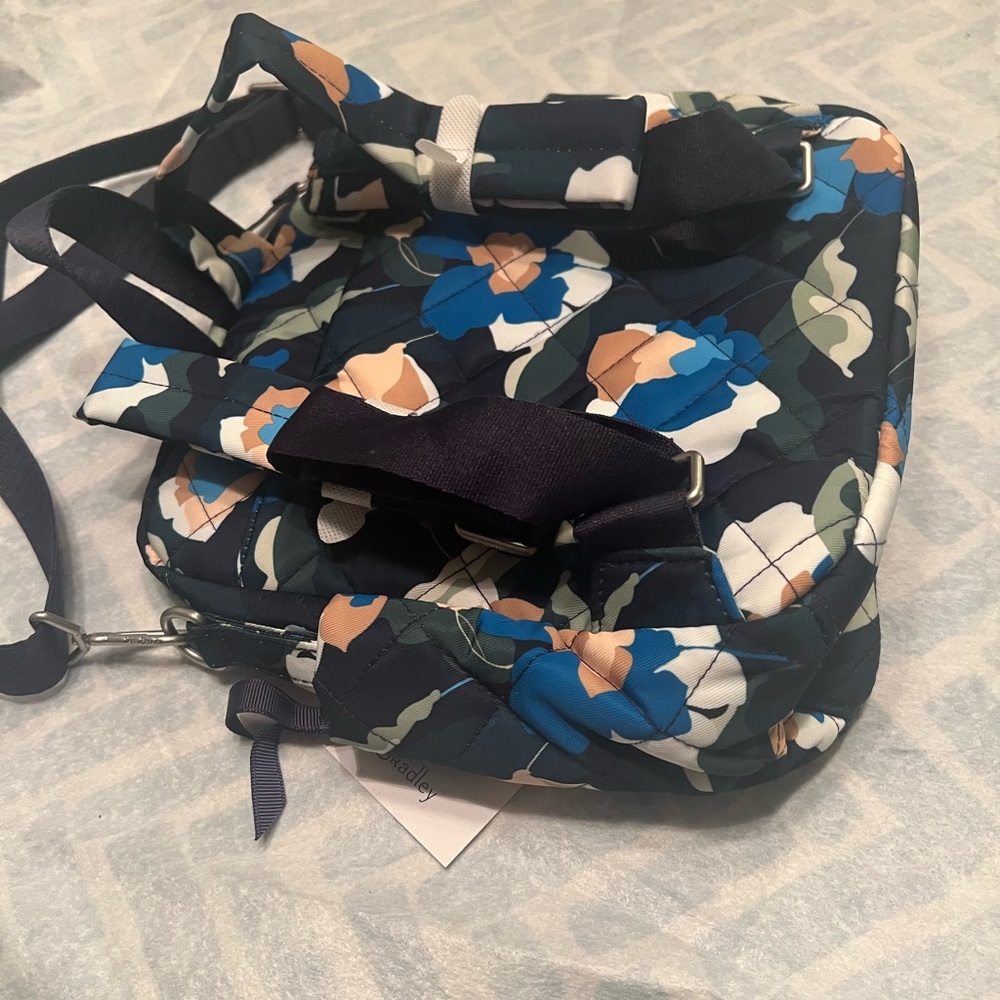 ￼ NWT mini backpack purse - Picture 2 of 12